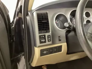Toyota Tundra 2013 4x4 Grado 4dr Cabina Doble Pickup SB (5.7L V8)