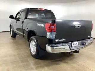 Toyota Tundra 2013 4x4 Grado 4dr Cabina Doble Pickup SB (5.7L V8)