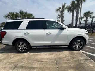 Ford Expedition 2022 4x2 XLT 4dr SUV