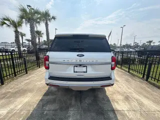 Ford Expedition 2022 4x2 XLT 4dr SUV