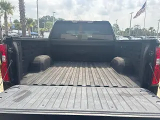 Chevrolet Silverado 1500 Limited 2022 4x4 LT Trail Boss 4p. Cabina Crew 5.8 ft. SB