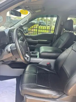 Ford F-150 2024 4x2 XLT 4p SuperCrew 5.5 ft. SB