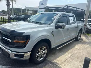 Ford F-150 2024 4x2 XLT 4p SuperCrew 5.5 ft. SB