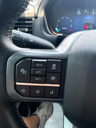 Ford F-150 2024 4x2 XLT 4p SuperCrew 5.5 ft. SB