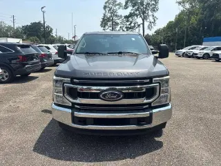 Ford F-250 Super Duty 2021 4x2 XL 4p Cab. de Tripulante Estándar 6.8 pies Cabina Simple Pickup
