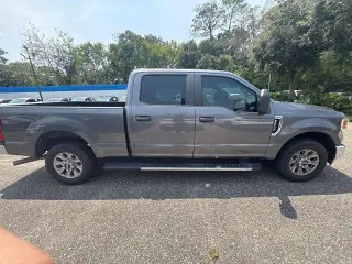 Ford F-250 Super Duty 2021 4x2 XL 4p Cab. de Tripulante Estándar 6.8 pies Cabina Simple Pickup