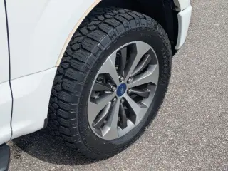 Ford F-150 2019 4x4 XL 4p SuperCrew 5.5 pies SB
