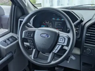 Ford F-150 2019 4x4 XL 4p SuperCrew 5.5 pies SB