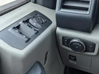 Ford F-150 2019 4x4 XL 4p SuperCrew 5.5 pies SB