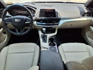 Cadillac CT4 2023 Lujo 4 puertas Sedán