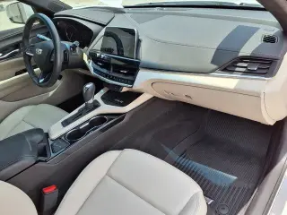 Cadillac CT4 2023 Lujo 4 puertas Sedán