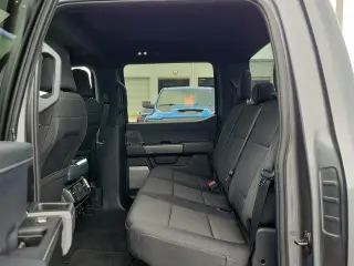 Ford F-150 2022 4x2 XLT 4p SuperCrew 5.5 pies SB