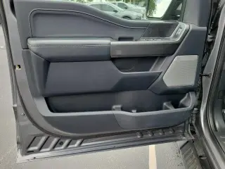 Ford F-150 2022 4x2 XLT 4p SuperCrew 5.5 pies SB