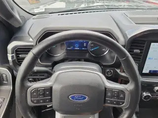 Ford F-150 2022 4x2 XLT 4p SuperCrew 5.5 pies SB