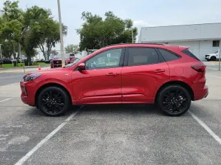 Ford Escape 2023 tracción total ST‑Line Elite SUV de 4 puertas