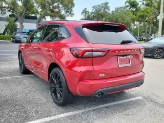 Ford Escape 2023 tracción total ST‑Line Elite SUV de 4 puertas