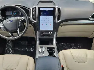 Ford Edge 2024 AWD Titanium SUV 4 puertas