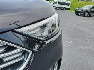 Ford Edge 2024 AWD Titanium SUV 4 puertas