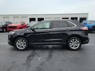 Ford Edge 2024 AWD Titanium SUV 4 puertas