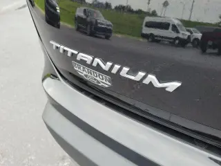 Ford Edge 2024 AWD Titanium SUV 4 puertas