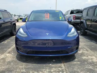 Tesla Model Y 2022 AWD Long Range 4dr Crossover