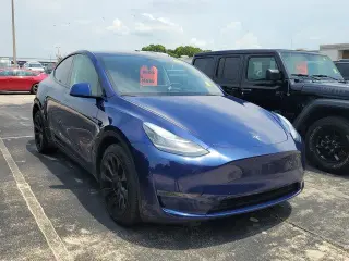 Tesla Model Y 2022 AWD Long Range 4dr Crossover