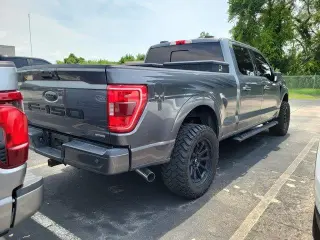 Ford F-150 2021 4x4 XLT 4p SuperCrew 5.5 ft. SB