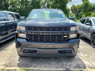 Chevrolet Silverado 1500 2020 4x4 Custom 4p Crew Cab 5.8 ft. SB