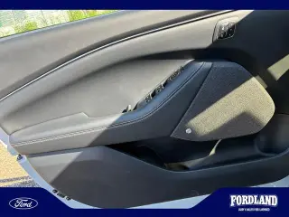 Ford Mustang Mach-E 2023 AWD Premium 4p SUV