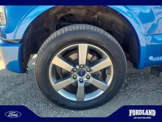 Ford F-150 2015 4x4 Lariat 4dr SuperCrew 6.5 ft. SB