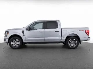 Ford F-150 2023 4x2 XL 4 puertas SuperCrew 5,5 pies SB