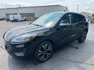 Ford Escape 2022 AWD SE SUV de 4 puertas