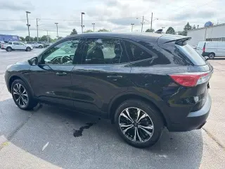 Ford Escape 2022 AWD SE SUV de 4 puertas