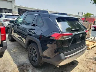 Toyota RAV4 2024 AWD Adventure 4p SUV