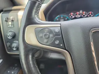 GMC Sierra 1500 2018 4x4 Denali 4dr Crew Cab 5.8 ft. SB