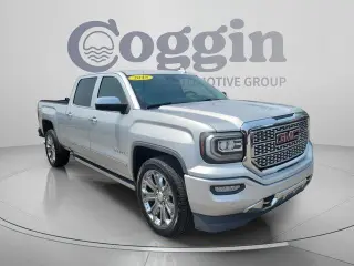 GMC Sierra 1500 2018 4x4 Denali 4dr Crew Cab 5.8 ft. SB