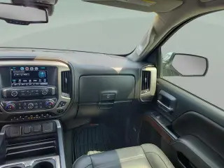 GMC Sierra 1500 2018 4x4 Denali 4dr Crew Cab 5.8 ft. SB