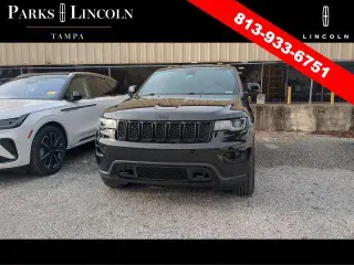 Jeep Grand Cherokee 2019 4x4 Laredo 4dr SUV