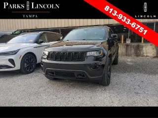 Jeep Grand Cherokee 2019 4x4 Laredo 4dr SUV