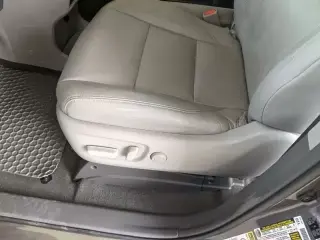 2017 TOYOTA SIENNA XLE PREMIUM