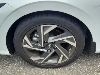 Hyundai ELANTRA 2025 SEL Convenience 4p Sedan