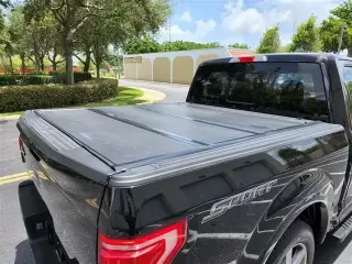 2016 Ford F-150 Lariat SPORT