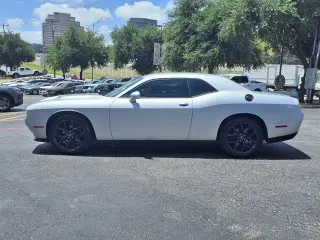 Dodge Challenger 2020 SXT 2dr Coupe