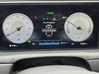 Hyundai TUCSON 2024 SEL 4dr SUV (midyear release)