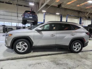 Hyundai TUCSON 2024 SEL 4dr SUV (midyear release)