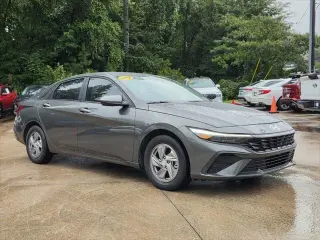 Hyundai ELANTRA 2025 SE 4dr Sedan
