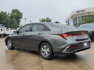 Hyundai ELANTRA 2025 SE 4dr Sedan