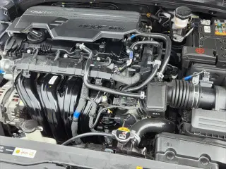 Hyundai ELANTRA 2025 SE 4dr Sedan
