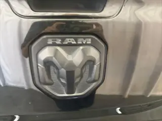 Ram 1500 2020 4x4 Big Horn 4dr Crew Cab 5.6 ft. SB Pickup