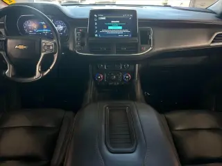 Chevrolet Suburban 2023 4x4 LT 4dr SUV